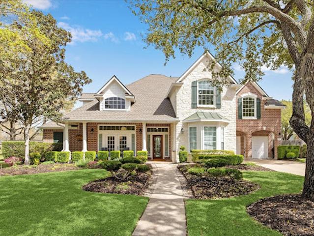 House for sale in Cypress
