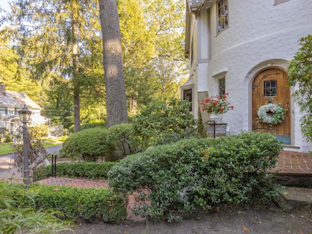 House for sale in Mount Vernon, New York