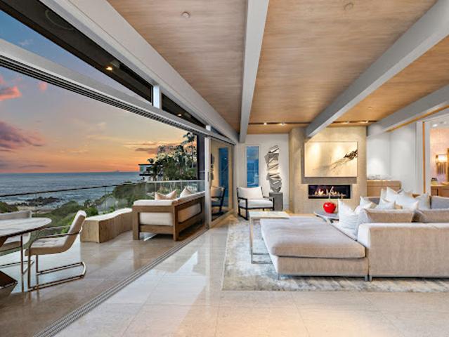 House for sale in Corona Del Mar, California