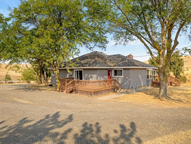 House for sale in Oregonia