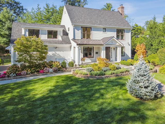 House for sale in Summit, New Jersey