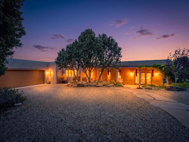House for sale in Santa Fe, New Mexico
