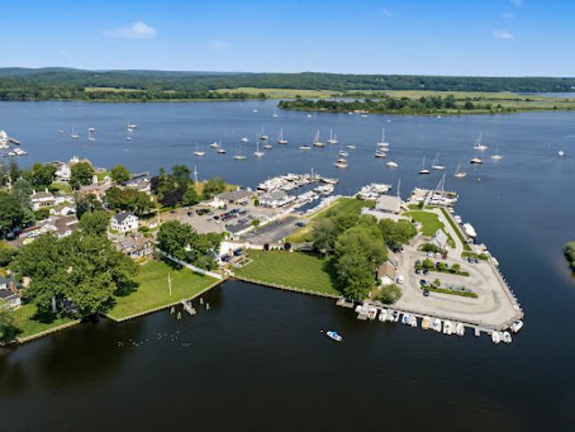 House for sale in Essex, Lower Connecticut River Valley Planning Region