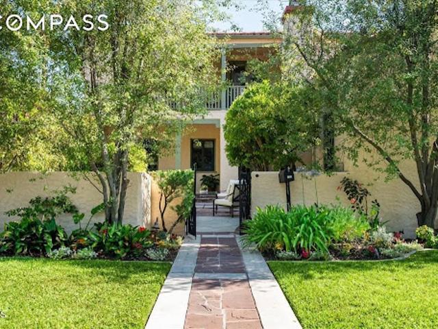 House for sale in Glendale, California