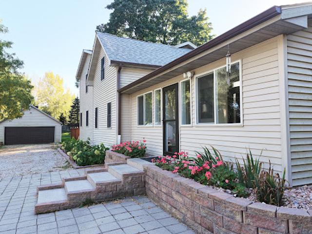House for sale in Salem Lakes, Kenosha County