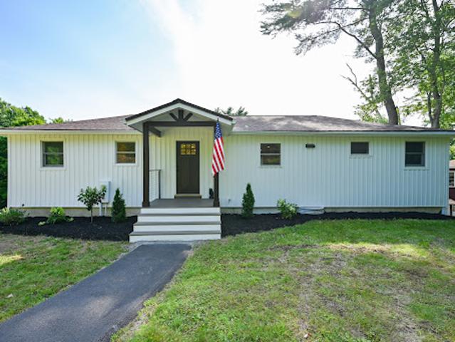 House for sale in Bolton Landing, New York