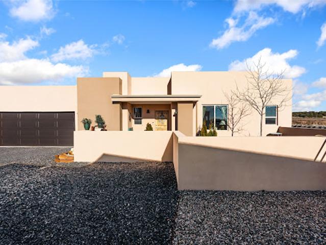 House for sale in Santa Fe, New Mexico
