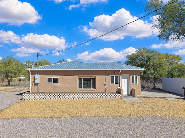 House for sale in Medanales, Rio Arriba County
