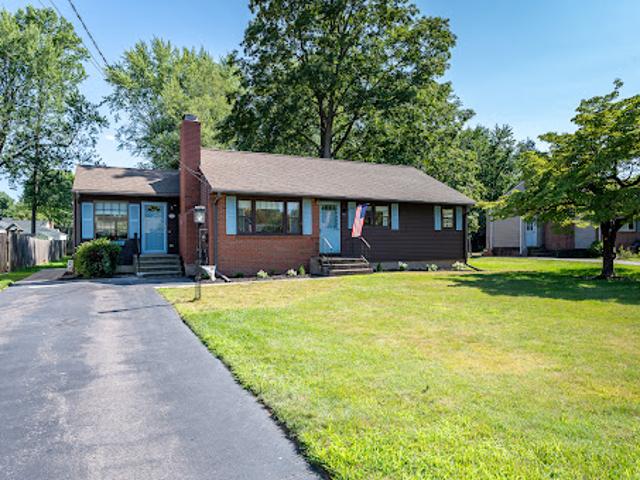 House for sale in Newington, Connecticut