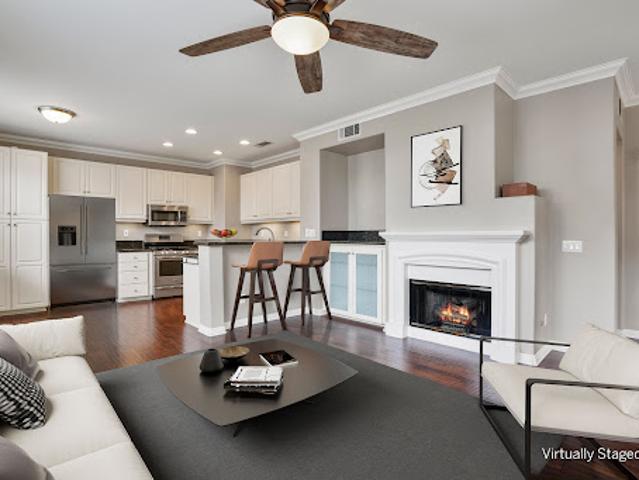 House for sale in Signal Hill, Los Angeles County