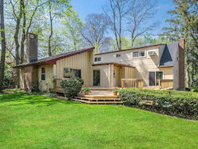 House for sale in Manhasset House for sale in Manhasset