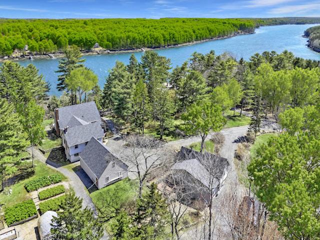 House for sale in Maine