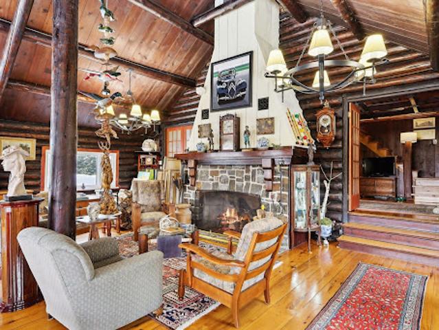 House for sale in Les Pays-d'en-haut, Quebec