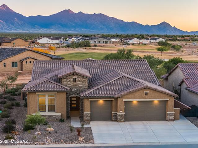 House for sale in Green Valley, Arizona