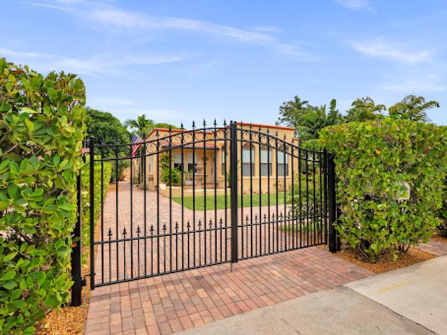 House for sale in West Palm Beach, Florida