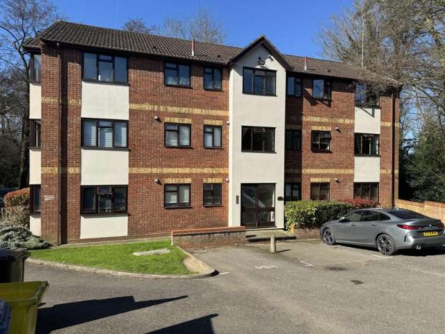 House for sale in Clements Park, Navestock Side