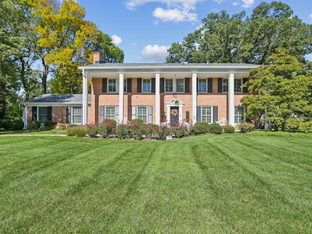 House for sale in Lake Forest, Lake County