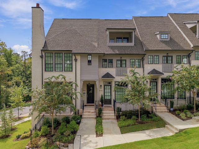 House for sale in Sandy Springs, Georgia
