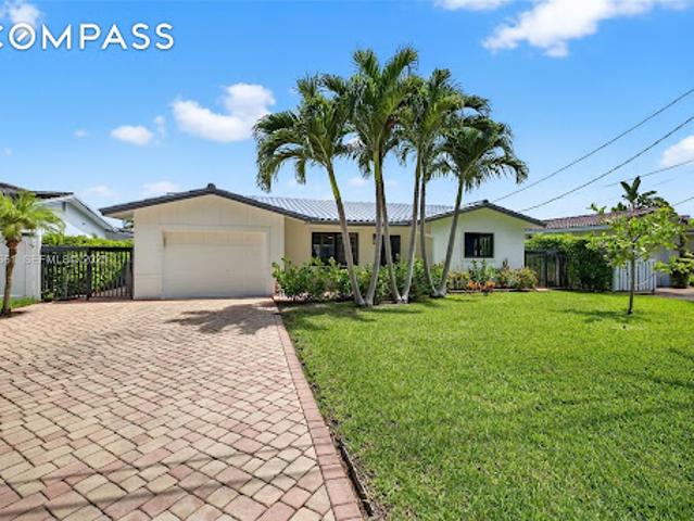 House for sale in Pompano Beach, Florida