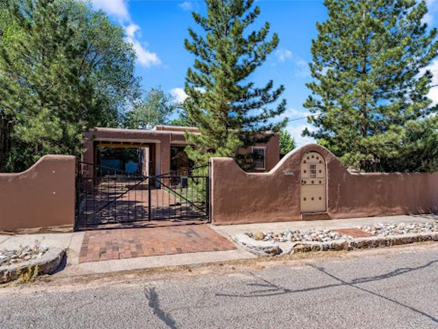 House for sale in Santa Fe, New Mexico