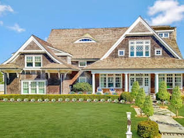 House for sale in West Islip