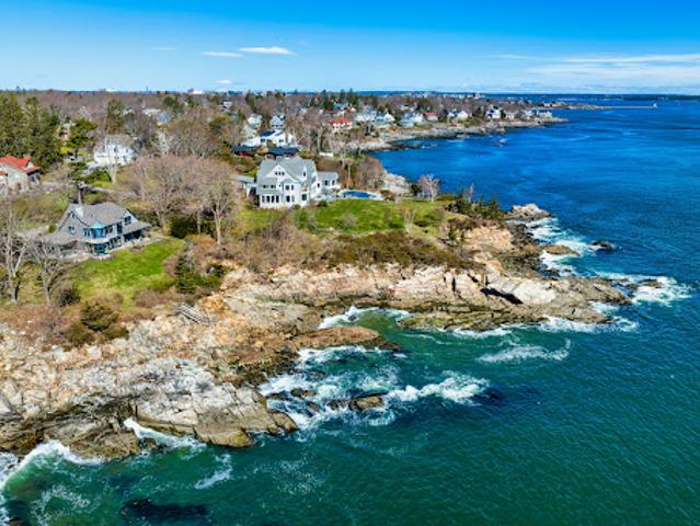 House for rent in Cape Elizabeth, Maine