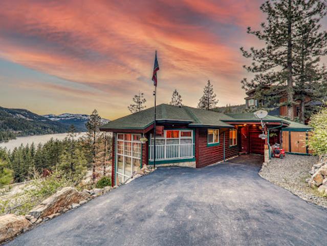 House for sale in Truckee