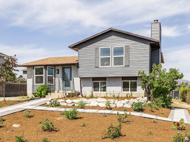 House for sale in West Valley City, Utah