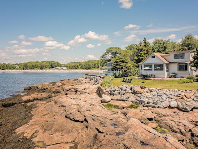 House for sale in Bristol, Maine