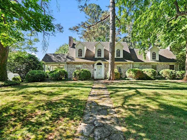 House for sale in Pfafftown, North Carolina
