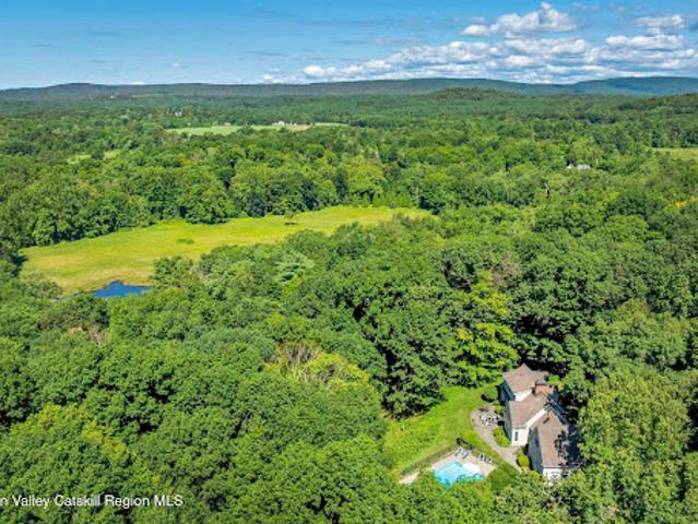 House for sale in Accord, New York