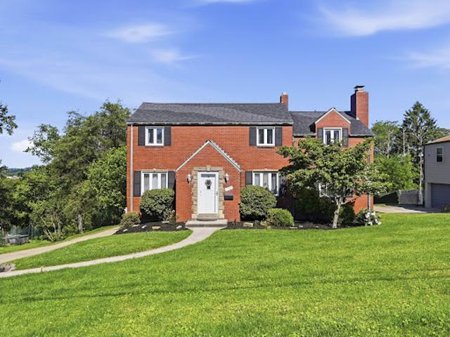 House for sale in Pittsburg, Pennsylvania