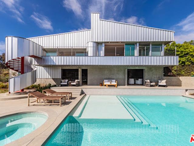 House for sale in Malibu, California