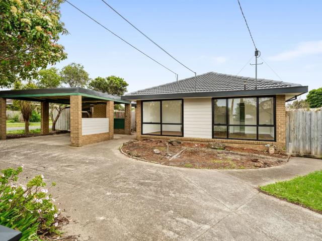 House for rent in Windermere, Melbourne