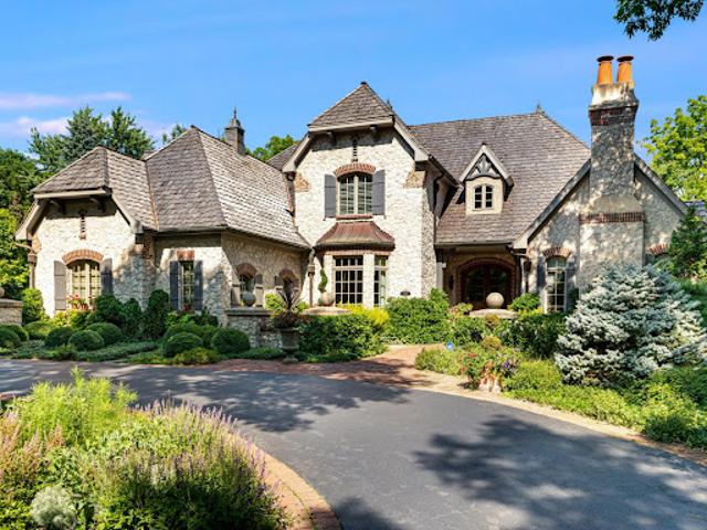 House for sale in Illinois