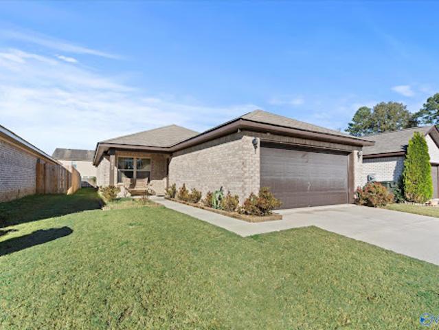 House for sale in Owens Cross Roads, Alabama