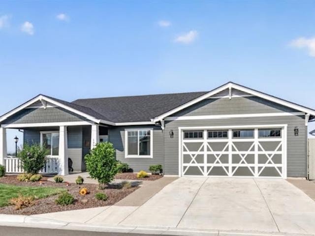 House for sale in Oregonia