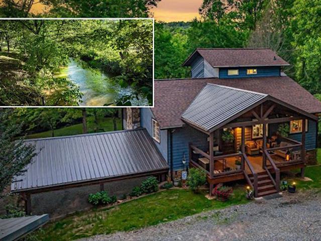 House for sale in Blue Ridge