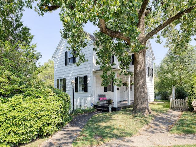 House for sale in Gibsonton, Maryland