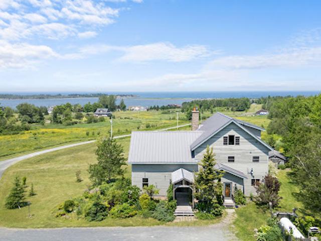 House for sale in New Glasgow, Nova Scotia