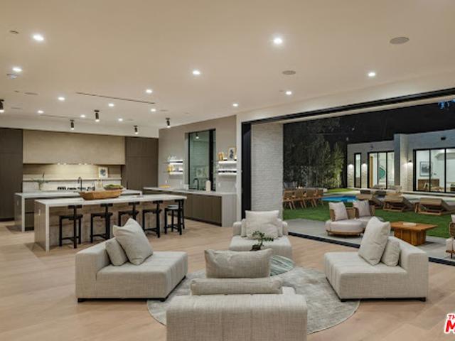 House for sale in Encino Neighborhood Council District, Canoga Park