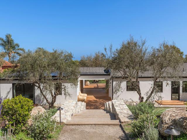 House for sale in Malibu, California