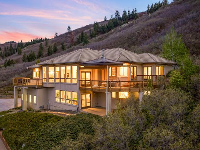 House for sale in Arapahoe, Colorado