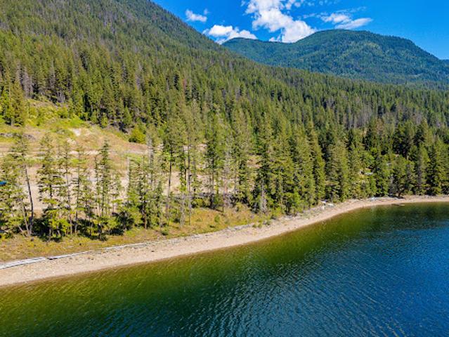 House for sale in Tappen, British Columbia