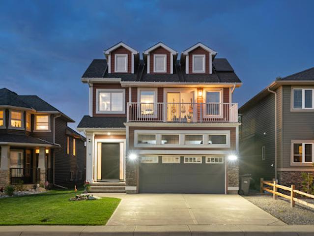 House for sale in Okotoks, Alberta