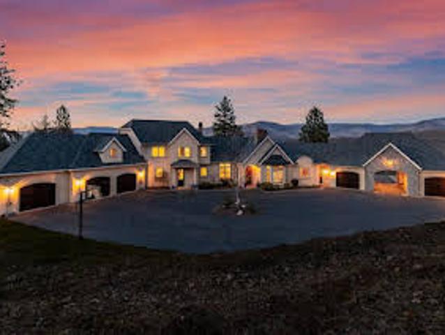 House for sale in Ashland