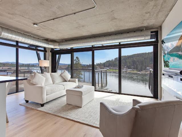House for sale in Coeur D Alene