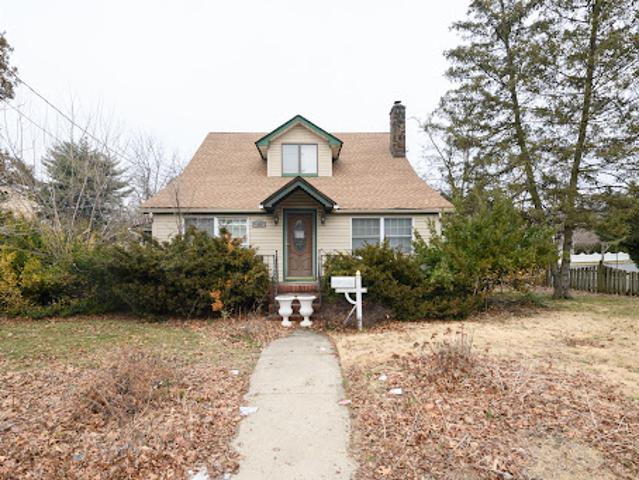 House for sale in Monmouth, New Jersey