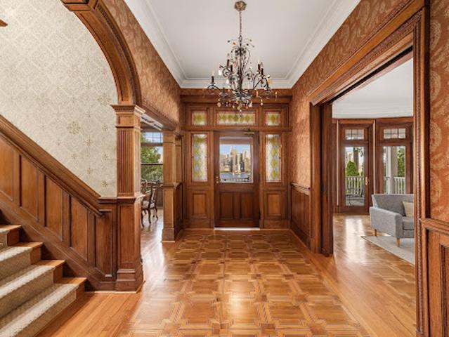 House for sale in Weehawken