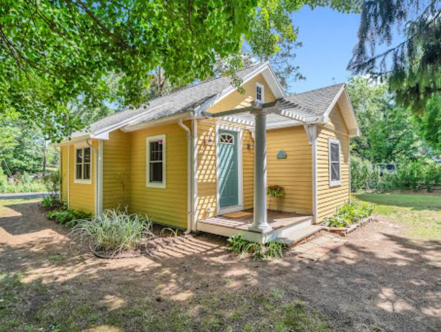House for sale in Old Saybrook, Connecticut